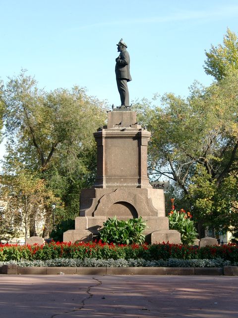 Ленин на площади революции